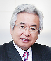 12대 총장 박범훈 박사 증명사진