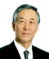 10대 이사장 김철수 증명사진