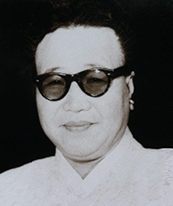 초대, 3대, 5대 이사장 임영신 박사 증명사진