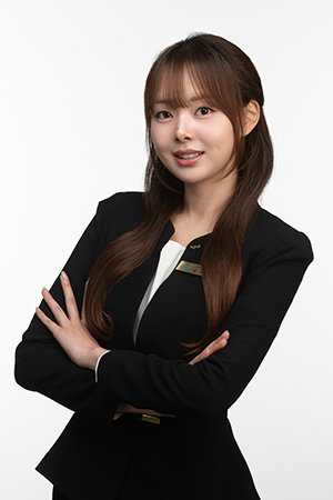 정아윤증명사진