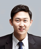 조도건 증명사진