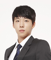 목호균 증명사진