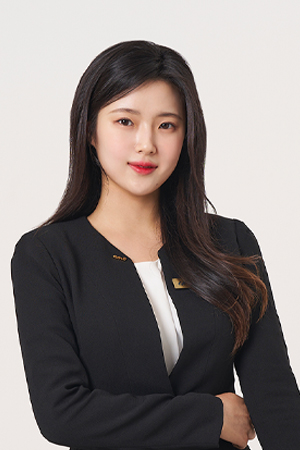 임서현 증명사진